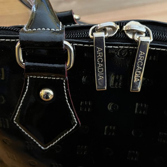 🇮🇹 ARCADIA Large Dome Patent Leather Bag - MADE IN ITALY - Picture 7 of 10